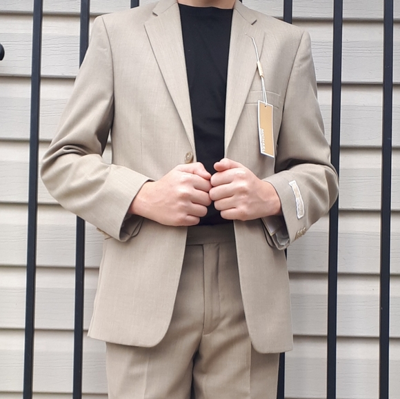 Michael Kors Boys 2-piece Suit - Picture 3 of 6